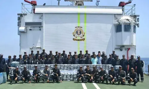 Drugs worth Rs 1,800 cr dumped by Pak smugglers seized