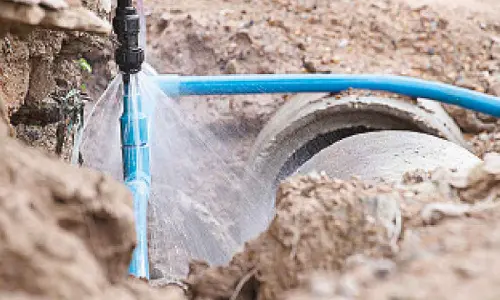 Hyderabad: Denizens flag concern over water pipeline breakage in parts of city