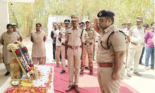 District police pays tributes to Ambedkar