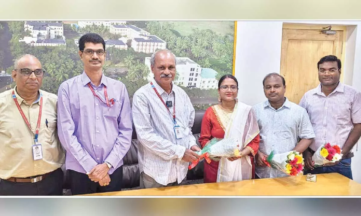 Alumni of SRKR Engg College felicitated