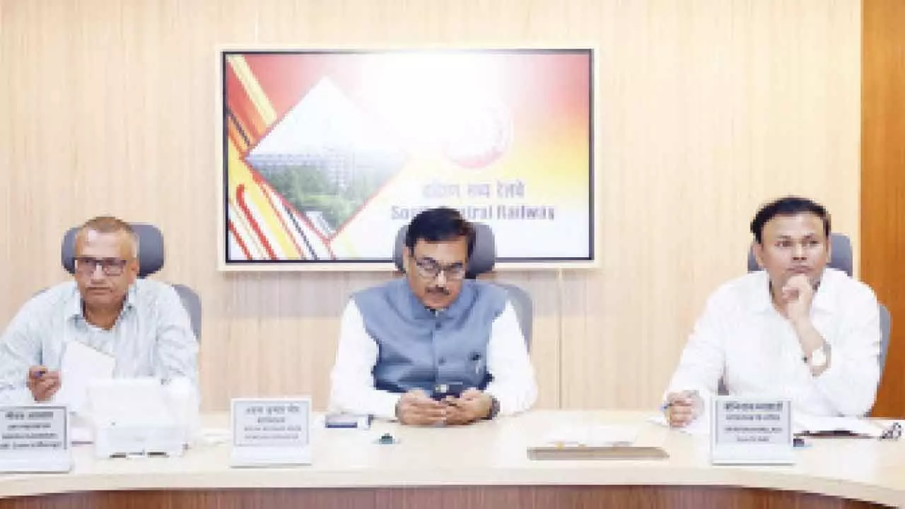 SCR holds review meet on train safety SCR holds review meet on train safety
