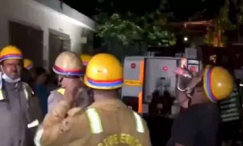 Fire breaks out at hospital in Lucknow, one dead Fire breaks out at hospital in Lucknow, one dead