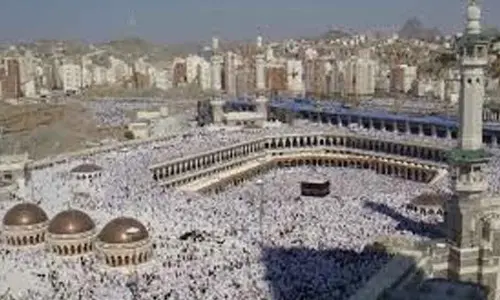 First Batch of Indian Haj Pilgrims Lands in Madinah from Hyderabad