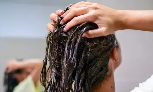 Revive Dry Hair with These Nourishing DIY Honey Hair Masks