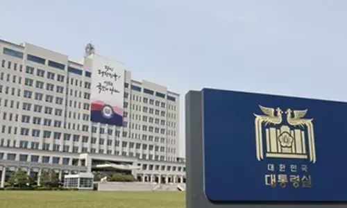 South Korea: Police, presidential security locked in standoff over attempt to raid presidential office