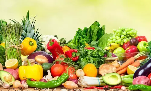 Easy Ways to Pick Fresh Fruits and Vegetables