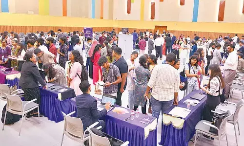 Leading UK universities visit SRM-AP