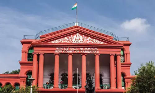 Karnataka High Court Orders Immediate Action Against Fake Doctors Operating Clinics