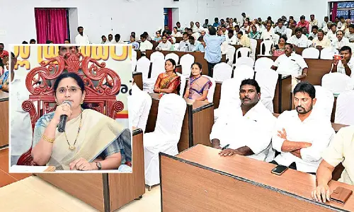 Coordination between WG, Eluru districts emphasised