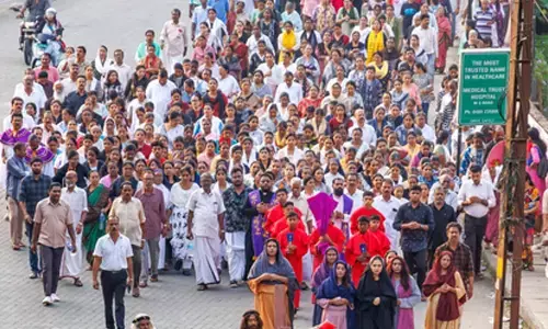 Good Friday masses held across churches in Kerala