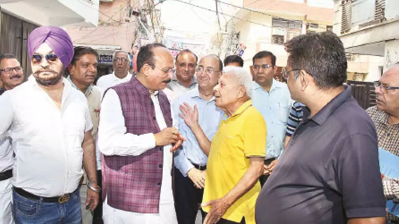 Sood lays foundation for development projects Sood lays foundation for development projects