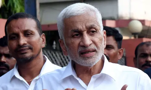 Vijayasai Reddy appears before SIT