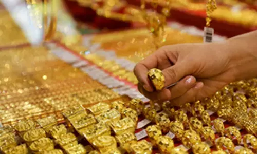 Gold Rates in Hyderabad Rise; 100g 24K Gold Crosses Rs 1 Lakh Gold Rates in Hyderabad Rise; 100g 24K Gold Crosses Rs 1 Lakh