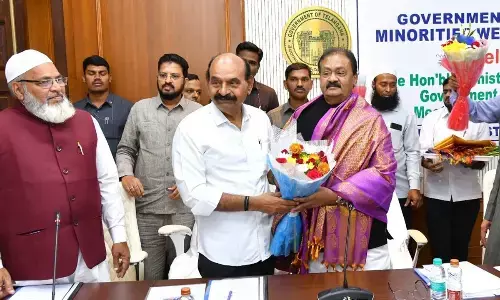 Telangana, AP States hold joint Haj review