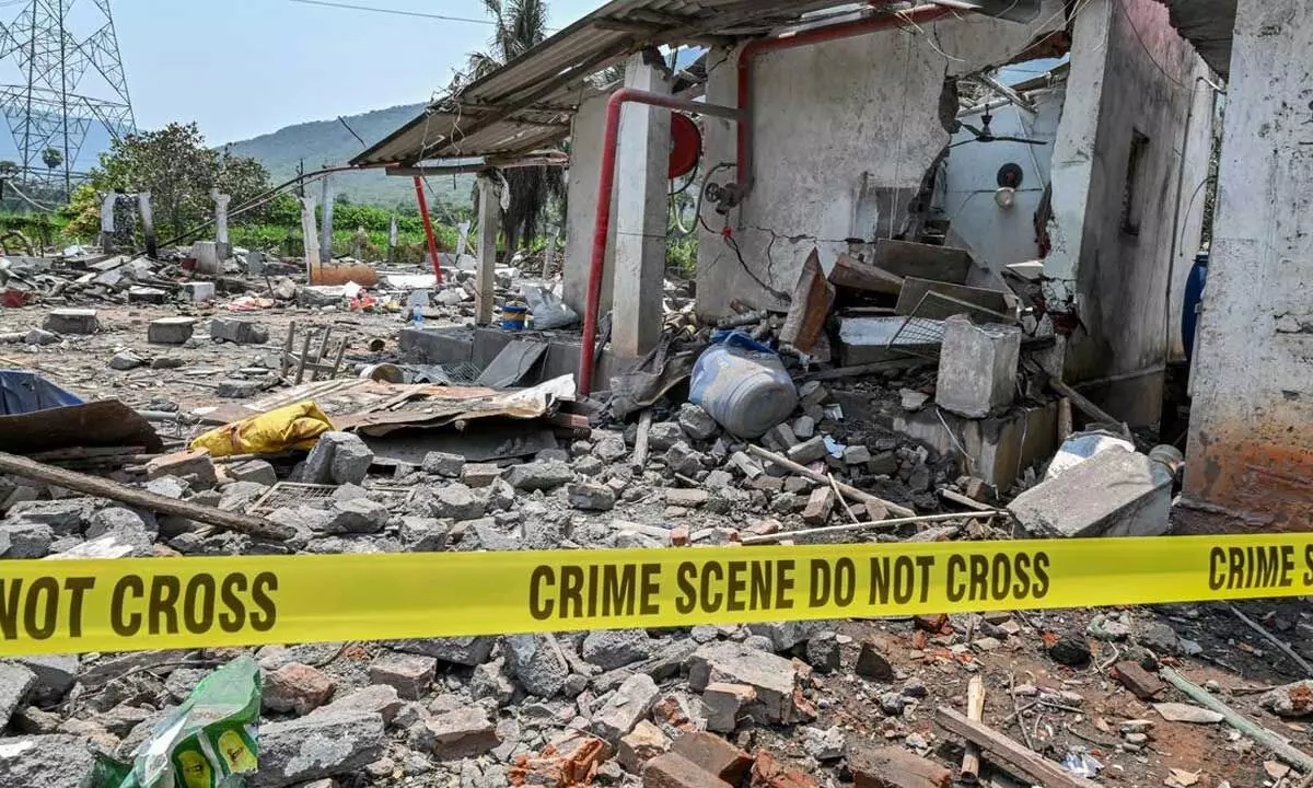 Death toll reaches 10 in firecracker unit explosion Death toll reaches 10 in firecracker unit explosion
