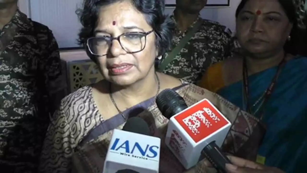 Ensuring safety & justice for Murshidabad victims is Bengal govt’s duty: NCW chief Ensuring safety & justice for Murshidabad victims is Bengal govt’s duty: NCW chief