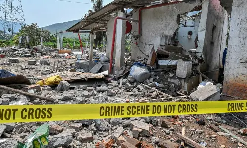 Death toll reaches 10 in firecracker unit explosion