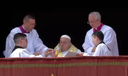 On Easter Sunday, Pope renews calls for Gaza ceasefire, peace elsewhere