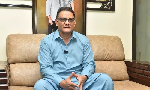 Azhar expresses displeasure over name removal from stadium’s stand