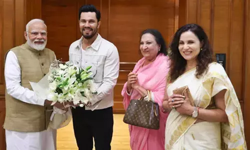 Randeep Hooda calls meeting Prime Minister Modi with his mother a great ‘honour and privilege’
