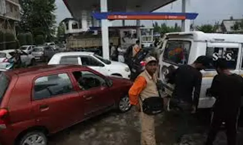 Panic buying of petrol,diesel in Kashmir