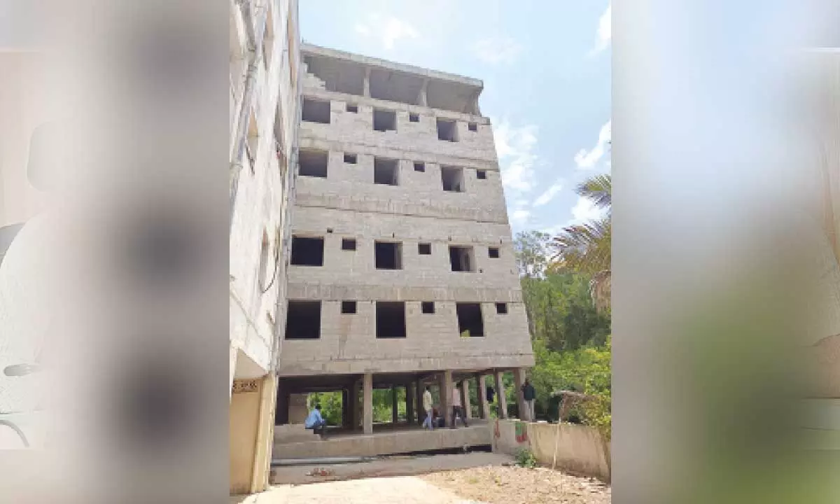 TTD cracks down on unauthorised constructions of Visakha Sarada Peetham