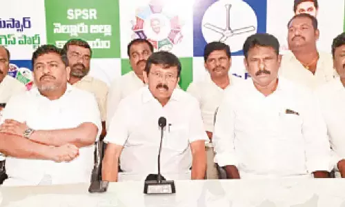 Coalition govt playing diversion politics, Mekapati alleges