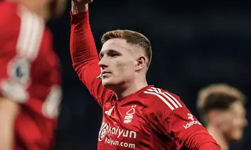 Forest midfielder Anderson is desperate to be back in Champions League