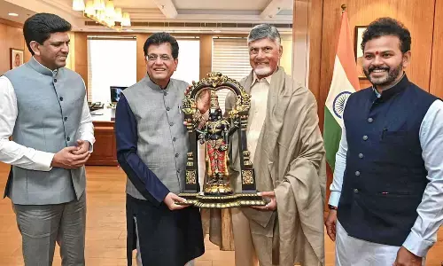 Naidu meets Union ministers, seeks Central aid for key projects