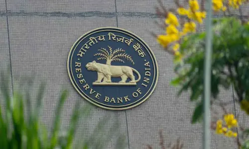 RBI Deputy Guv gets extension