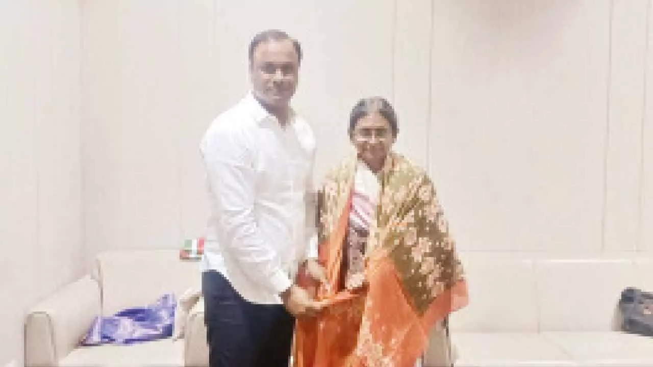 Shut up and do your work, AICC incharge warns Komatireddy Jr