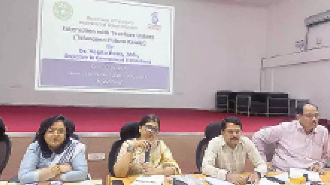 Edu Secy holds meet with teacher unions on bettering enrolment rates Edu Secy holds meet with teacher unions on bettering enrolment rates