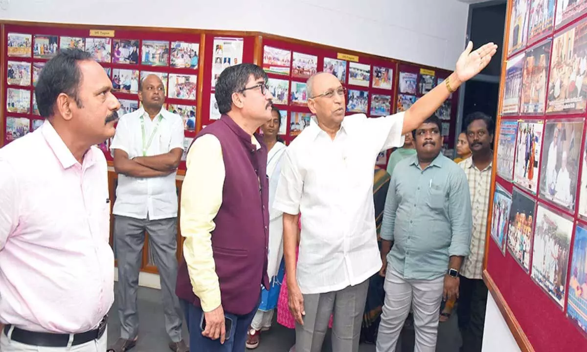 ICAR Dy Director General praises RASS KVK services to farmers