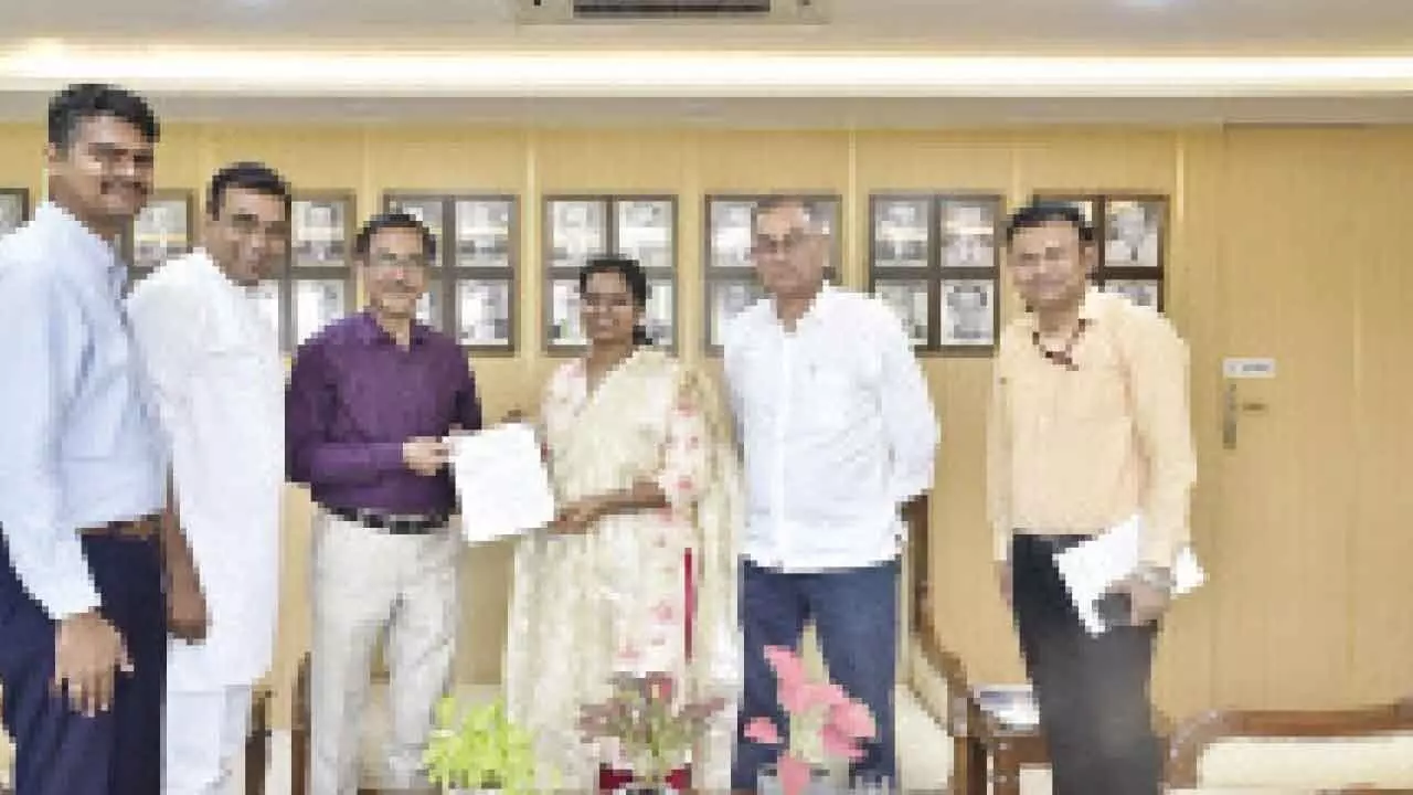 Don’t undermine importance of Kazipet junction: kavya Don’t undermine importance of Kazipet junction: kavya