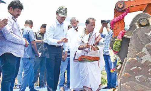 With court order in tow, HYDRA kickstarts works at Bathukamma Kunta in Amberpet