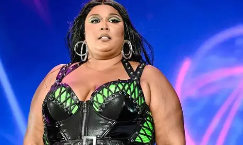 Lizzo reveals key to weight loss journey: Avoid ‘sugary   stuff’ in morning
