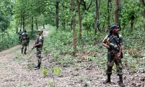 Massive crackdown on Maoists on Chhattisgarh-Telangana border, three killed
