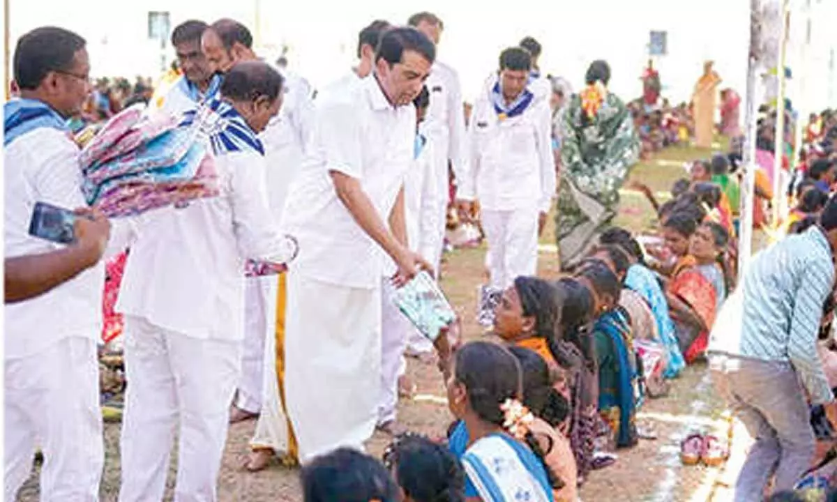 Food distributed to 30,000 devotees Food distributed to 30,000 devotees