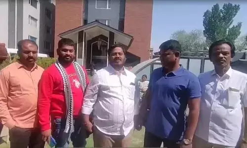 Telangana govt to bring back stranded tourists in Kashmir