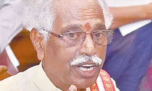 Dattatraya consoles family of Lt Vinay Narwal