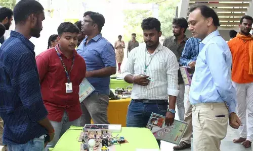 Warangal: SR students explore AI heights
