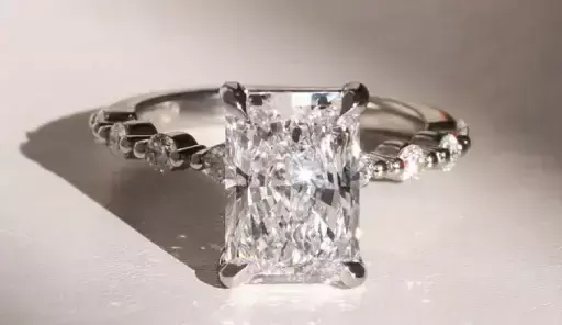 What Makes White Gold Different from Yellow Gold?