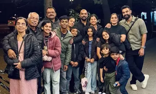 Tovino Thomas pens heartfelt tribute to parents