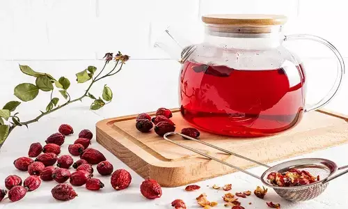 Powerful Health Benefits of Drinking Rose Tea Daily