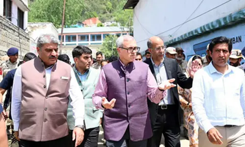 Omar Abdullah sends ministers across country to ensure safety of J&K residents