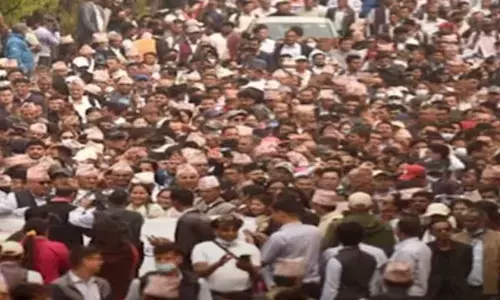 Nepal: Teachers protesting for education reforms clash with police