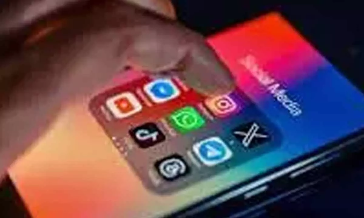 Dietitian Faces FIR Over Anti-Hindu, Anti-National Posts, Charged by Police and Fired by Highland Hospital Dietitian Faces FIR Over Anti-Hindu, Anti-National Posts, Charged by Police and Fired by Highland Hospital