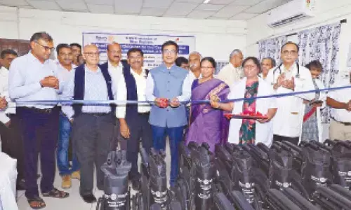 Rotary Club donates 50 wheelchairs to Central Hospital