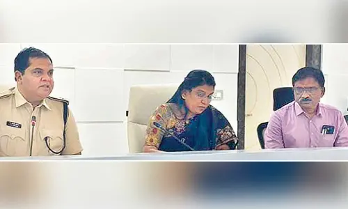 Road safety norms essential to curb accidents: Collector