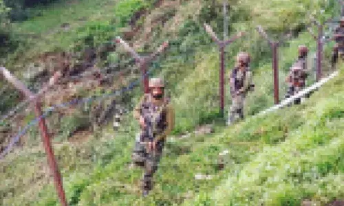 Pak violates ceasefire for 5th consecutive day